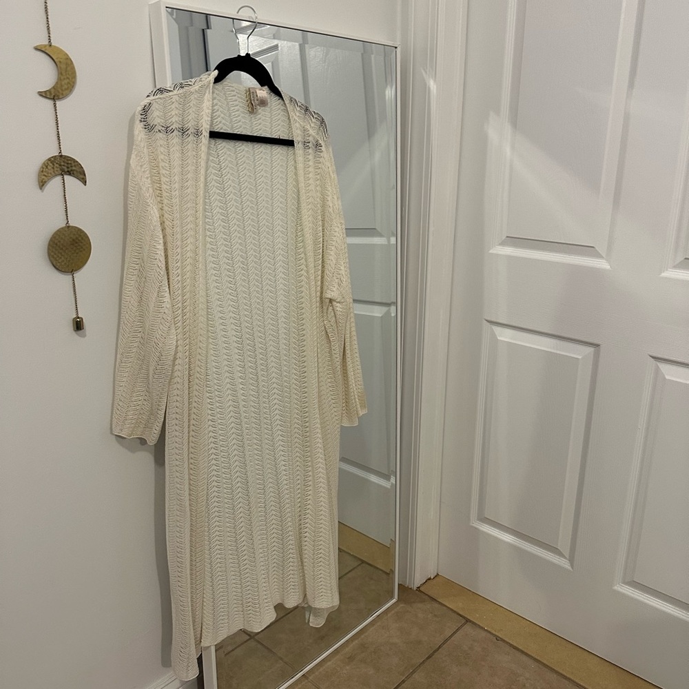 White H&M cover up long sleeve